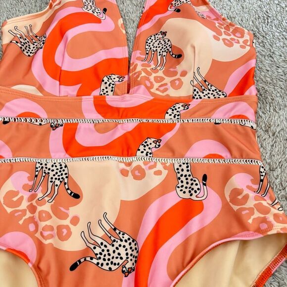 NWOT Averie Camila Deep Plunge Retro One-Piece Retro Leopard Print L - Picture 3 of 5